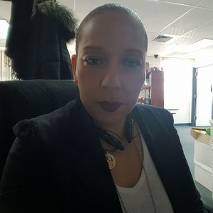 Meet your Posher, Amirys